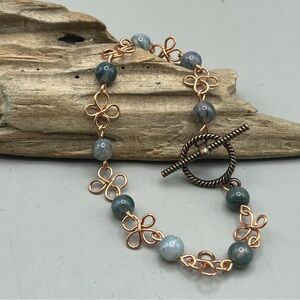 Elegant Copper and Moss Agate Beaded Bracelet